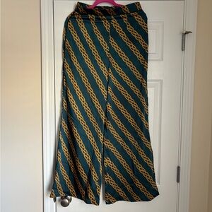 Forever 21 Teal and Gold Chain Pattern Pants